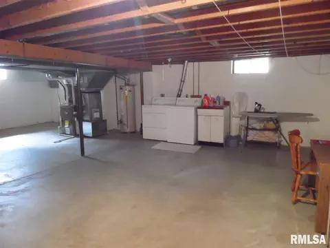 720 Jamie Ln, Macomb, IL 61455 photo 30