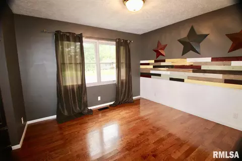 604 Golfcrest Ct, Eureka, IL 61530 photo 28