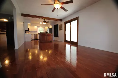 604 Golfcrest Ct, Eureka, IL 61530 photo 7