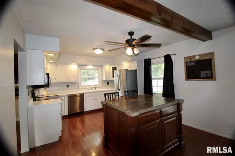 604 Golfcrest Ct, Eureka, IL 61530 photo 14