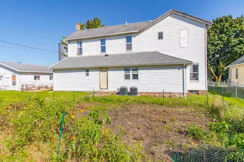 205 N 1st St, Dunlap, IL 61525 photo 33
