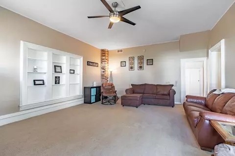 205 N 1st St, Dunlap, IL 61525 photo 6