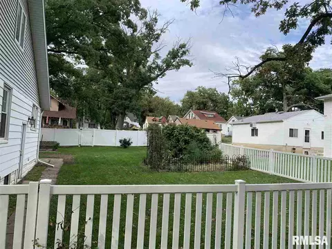 1201 E Willcox Ave, Peoria, IL 61603 photo 3
