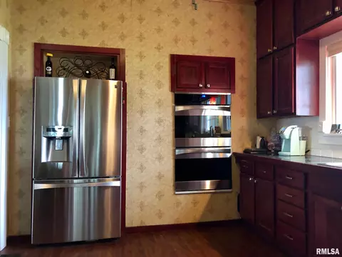 281 Emerson Rd, Macomb, IL 61455 photo 16