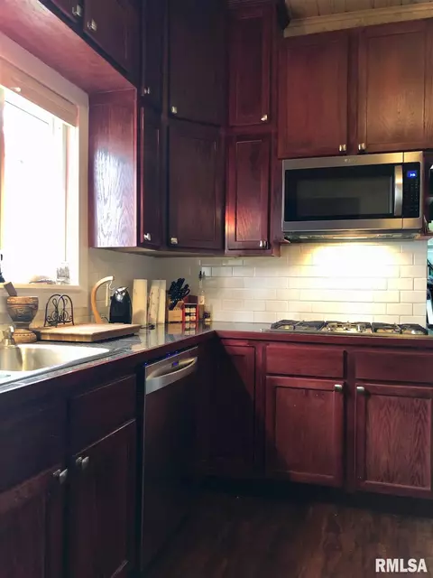 281 Emerson Rd, Macomb, IL 61455 photo 19