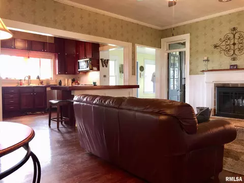 281 Emerson Rd, Macomb, IL 61455 photo 10