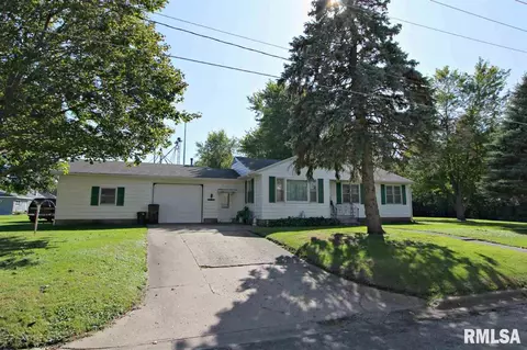 406 Monroe St, Metamora, IL 61548 photo 1