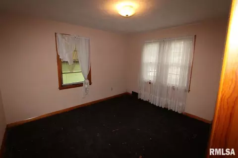 406 Monroe St, Metamora, IL 61548 photo 5
