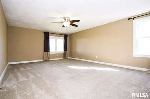 708 E Kay St, Morton, IL 61550 photo 13