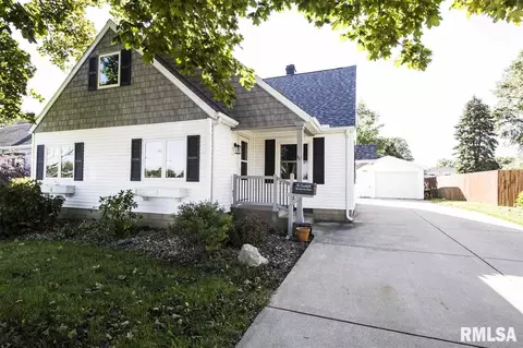 708 E Kay St, Morton, IL 61550 photo 1