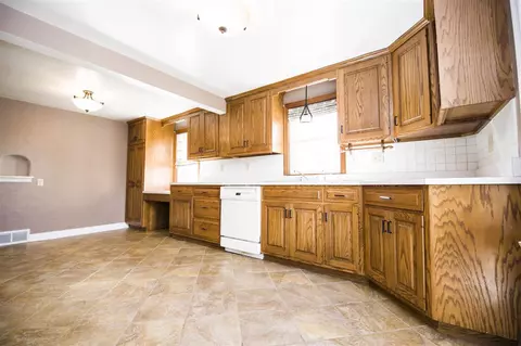 708 E Kay St, Morton, IL 61550 photo 9
