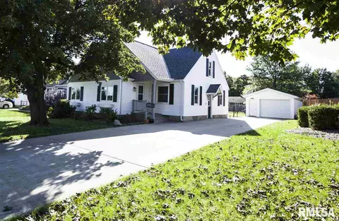 708 E Kay St, Morton, IL 61550 photo 2