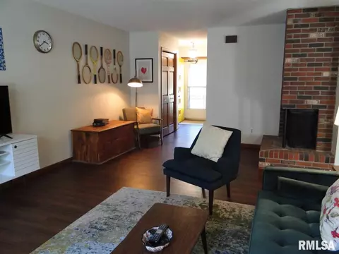 1801 Riverview Dr, Macomb, IL 61455 photo 5