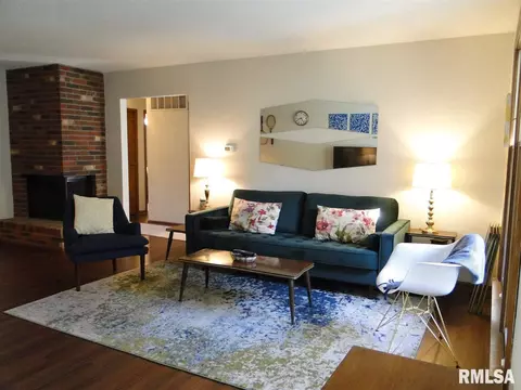 1801 Riverview Dr, Macomb, IL 61455 photo 7