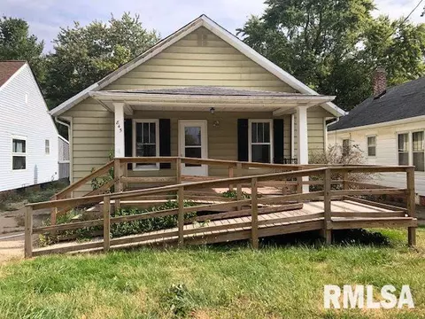 845 S Johnson St, Macomb, IL 61455 photo 1
