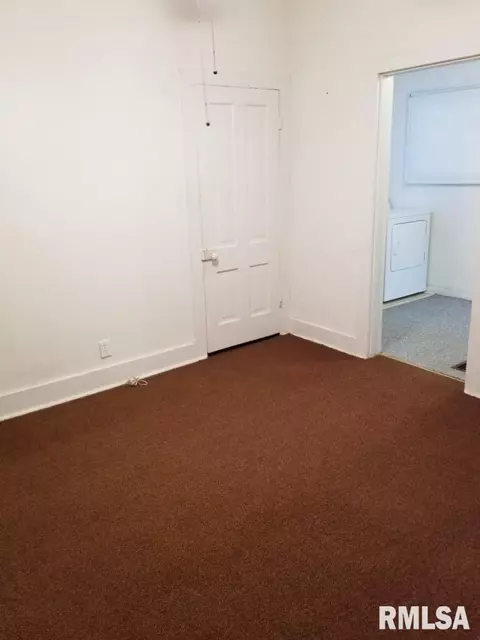 705 Elm St, Canton, IL 61520 photo 16