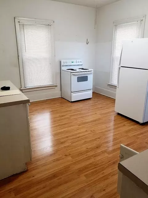 705 Elm St, Canton, IL 61520 photo 10