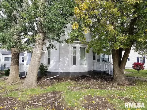 705 Elm St, Canton, IL 61520 photo 35