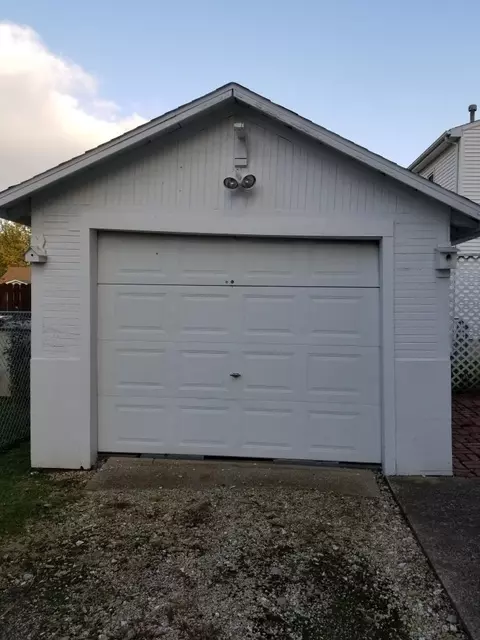 705 Elm St, Canton, IL 61520 photo 29