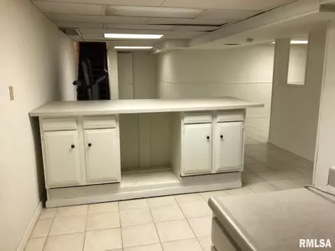 501 Meadow Dr, Macomb, IL 61455 photo 31