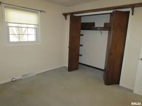 304 Crestview Dr, Metamora, IL 61548 photo 12