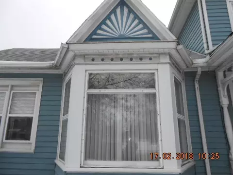515 Main St, Henry, IL 61537 photo 3