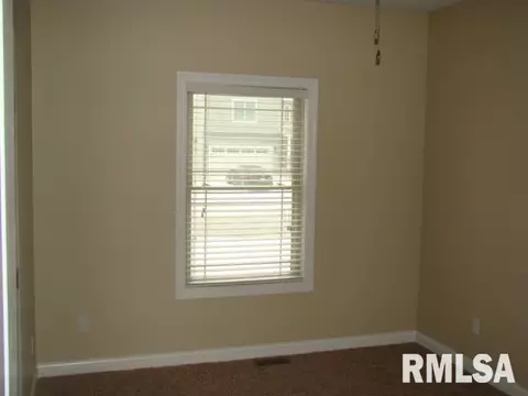 906 Devonshire Rd, Washington, IL 61571 photo 10