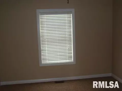 906 Devonshire Rd, Washington, IL 61571 photo 12