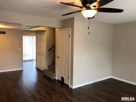 280 Jamestown Rd, Macomb, IL 61455 photo 8
