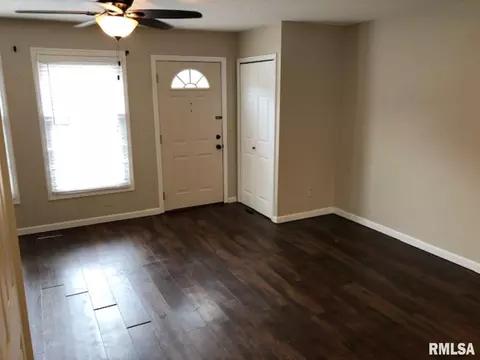 280 Jamestown Rd, Macomb, IL 61455 photo 4