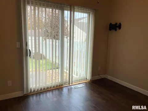 280 Jamestown Rd, Macomb, IL 61455 photo 11
