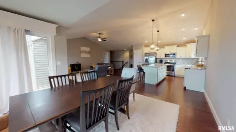 3317 W Boulder Point Ct, Dunlap, IL 61525 photo 11
