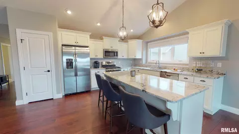 3317 W Boulder Point Ct, Dunlap, IL 61525 photo 9