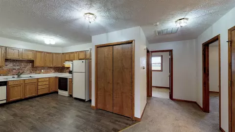 110 Grandview Cir # A, Eureka, IL 61530 photo 8