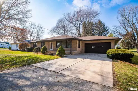 409 N Menard St, Metamora, IL 61548 photo 2
