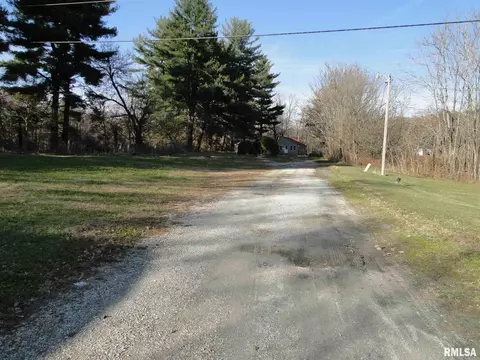 901 12 Macomb St, Colchester, IL 62326 photo 17