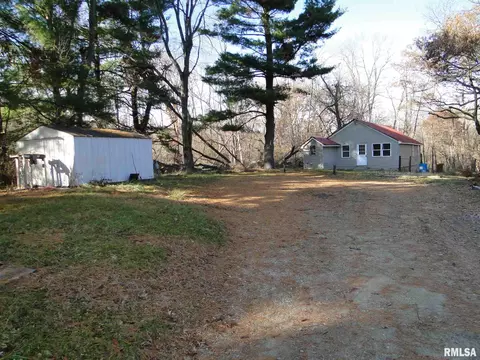 901 12 Macomb St, Colchester, IL 62326 photo 13