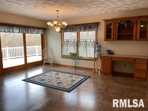 1308 E Juniper St, Canton, IL 61520 photo 10