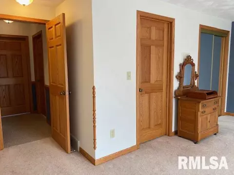 1308 E Juniper St, Canton, IL 61520 photo 14