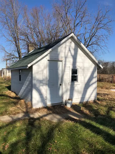 11382 E Cameron Rd, Cuba, IL 61427 photo 4