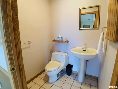 5300 E 1000th St, Macomb, IL 61455 photo 22