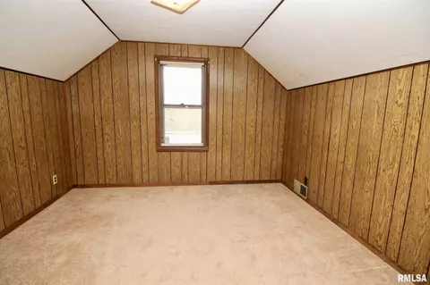 809 E 2nd St, Delavan, IL 61734 photo 26