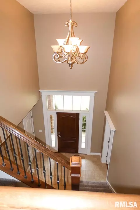 11032 N Moonstone Ct, Dunlap, IL 61525 photo 3