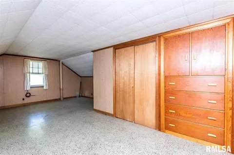 808 Williams St, Henry, IL 61537 photo 23