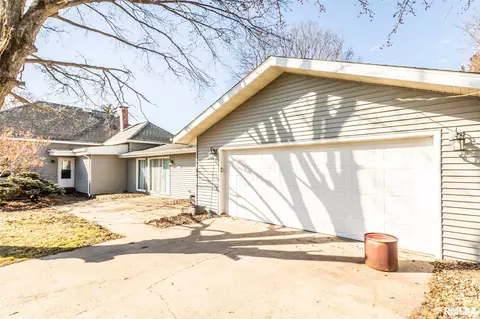 450 E Walnut St, Washburn, IL 61570 photo 31