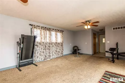 450 E Walnut St, Washburn, IL 61570 photo 12