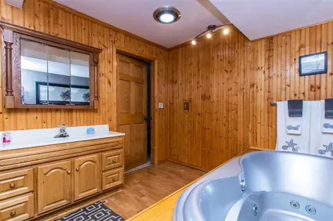 450 E Walnut St, Washburn, IL 61570 photo 18