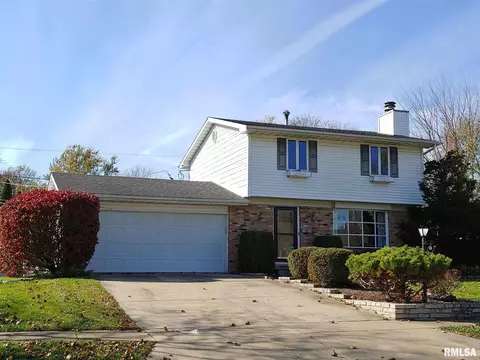 606 Devonshire Rd, Washington, IL 61571 photo 1