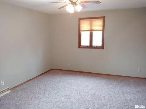 606 Devonshire Rd, Washington, IL 61571 photo 15