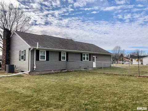 1418 Thomas St, Macomb, IL 61455 photo 23